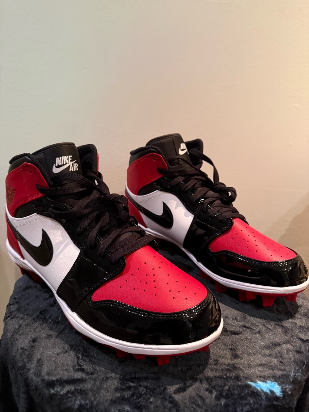 Jordan 1 Mid Football cleats Size 11